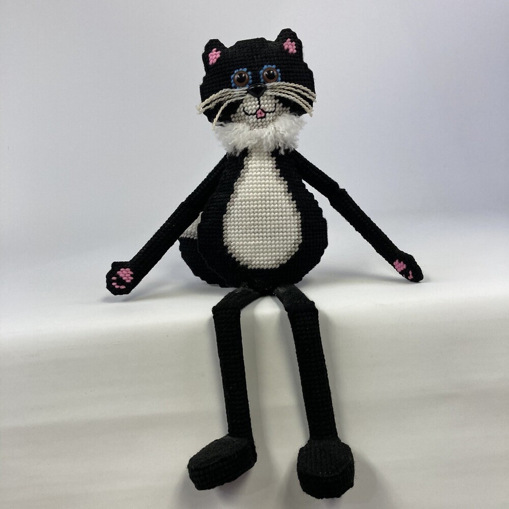 VTG Needlepoint Plastic Canvas Black Cat Shelf Sitter Kitty Halloween Handmade